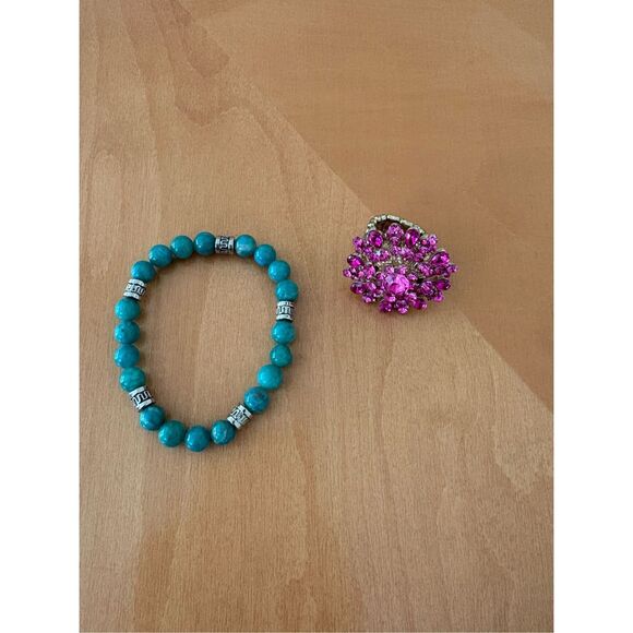 No Brand Other - Lot of Floral Burst Ring and Beaded Bracelet